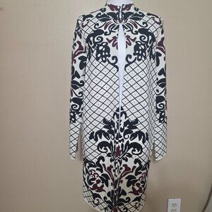 Chico’s Patterned Long Sleeve Open Front Dress / Duster – Size 1 (M)